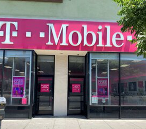 T-Mobile - Los Angeles, CA