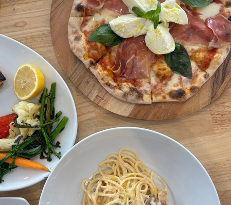 Fellini Italian Restaurant & Much More - Hobart, TAS
