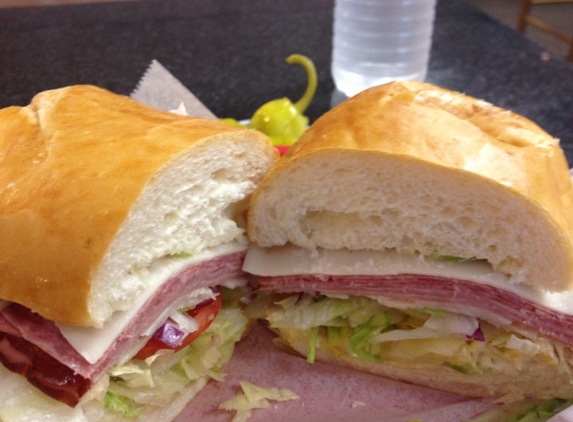 Vernon Street Grill & Deli - Roseville, CA