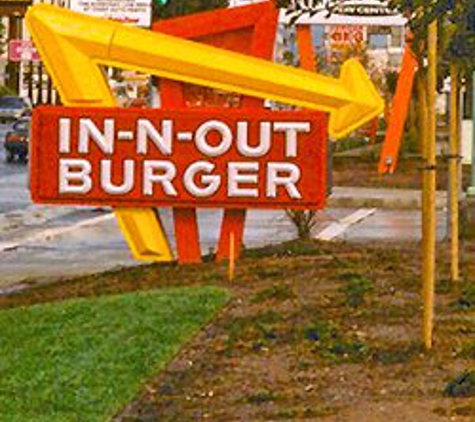 In-N-Out Burger - Van Nuys, CA