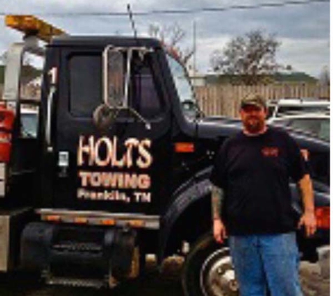 Holt's Towing - Spring Hill, TN