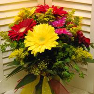 Mandy J Florist & Gifts LLC. - Almont, MI