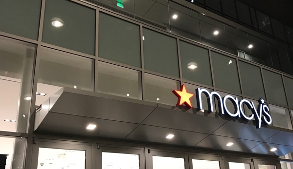 Macy's - Los Angeles, CA