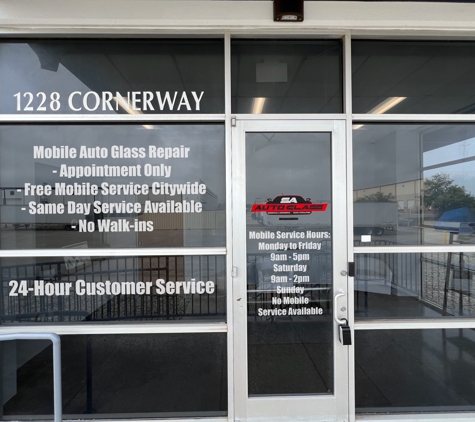 Auto Glass in San Antonio - San Antonio, TX