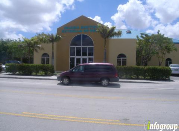 Iglesia Bautista Estrella De Belen Inc - Hialeah, FL