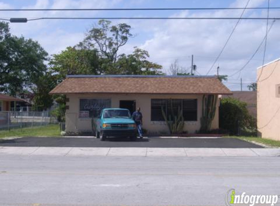 Curley's Restaurant - Opa Locka, FL