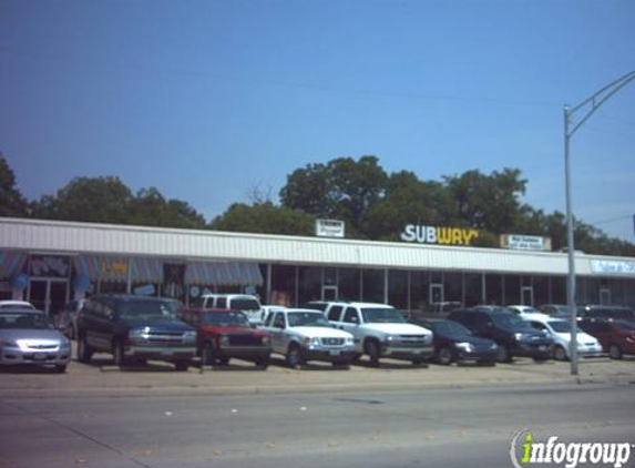 Crown Discount Liquor - Fort Worth, TX