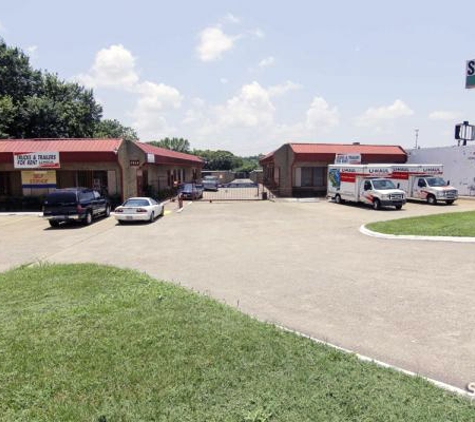 Oak Cliff Self Storage - Dallas, TX