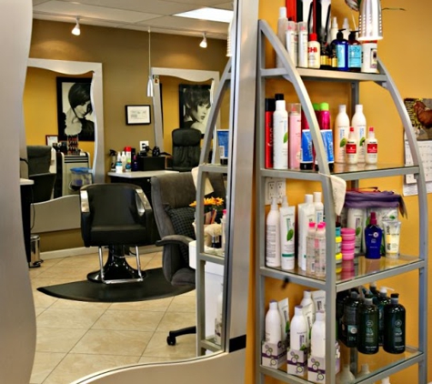 Plaza Hair Salon - San Diego, CA