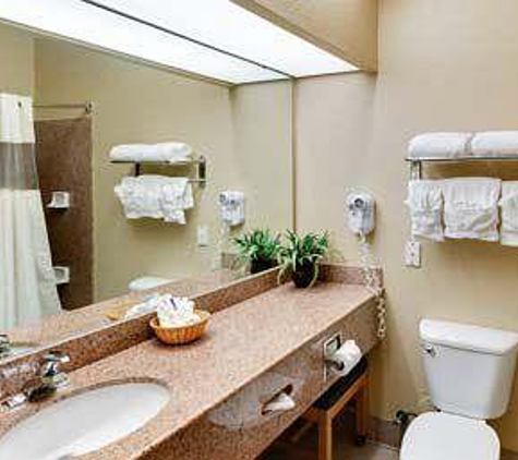 Hawthorn Extended Stay by Wyndham Corpus Christi - Corpus Christi, TX