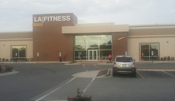 LA Fitness - Elmhurst, IL