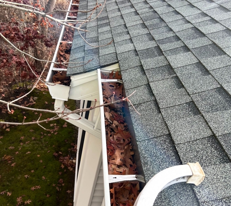 Pure Pro Gutter Cleaning LLC - East Windsor, CT. Pure Pro Gutter Cleaning, Bolton, CT, cleangutterclean.com