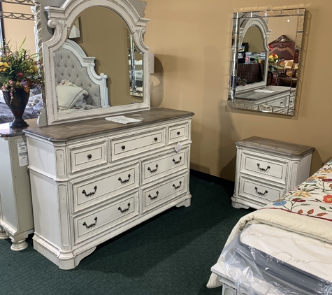 Grand Furniture-stockbridge - Stockbridge, GA. Liberty 244 Magnolia Manor Bedroom Set