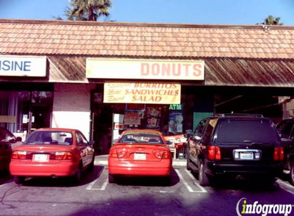 Tang's Doughnuts - Los Angeles, CA