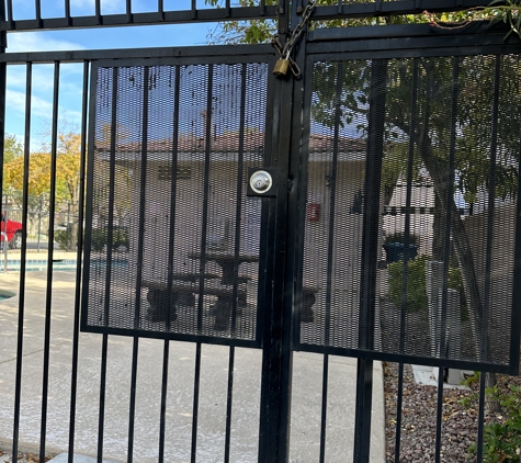 Las Vegas Lock and key LLC. gate locks