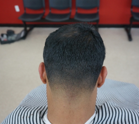 chop city barbershop - Hialeah, FL