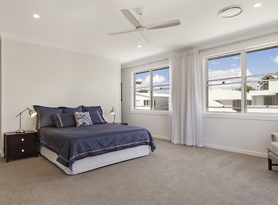 Bradnam's Windows & Doors - Point Cook, VIC. Aluminium Double Hung Window