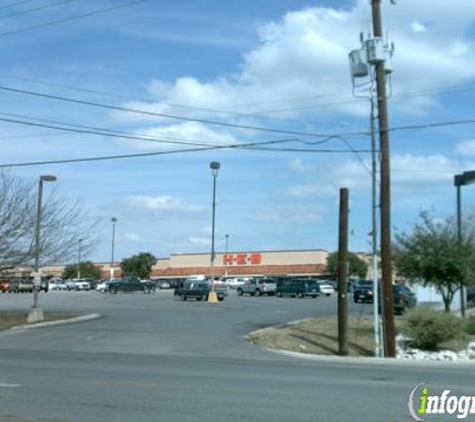 LA Fitness - San Antonio, TX