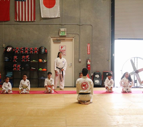 Claycomb Academy of Martial Arts - Fontana Karate Club - Fontana, CA