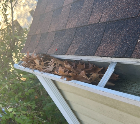 Pure Pro Gutter Cleaning LLC - East Windsor, CT. Pure Pro Gutter Cleaning, Berlin, CT, cleangutterclean.com