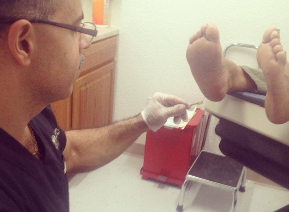 Foot Specialists of El Paso Dr. Juan A Gonzalez DPM - El Paso, TX