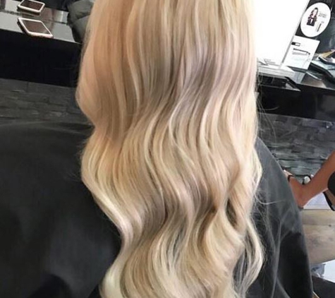 Mode Hair Salon - Mildura, VIC