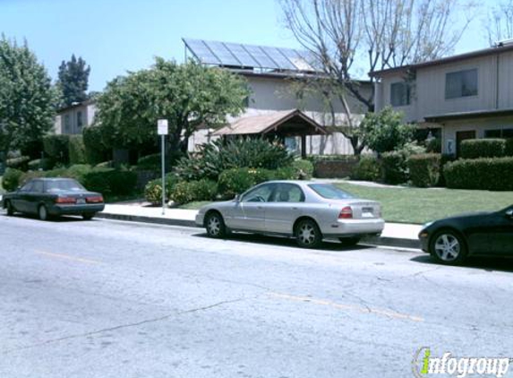 Baskets & Moore - Van Nuys, CA