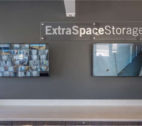 Extra Space Storage - Broomfield, CO