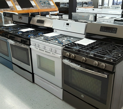 Cook's Appliance Sales & Service - Springfield, MO. Gas, Electric, coil top, glass top Stoves