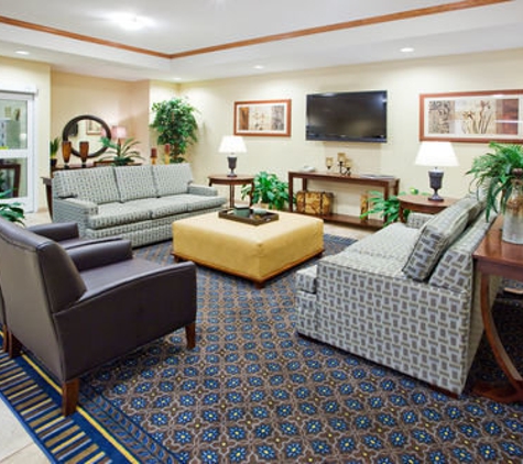 Candlewood Suites Columbus - Fort Moore, an IHG Hotel - Columbus, GA