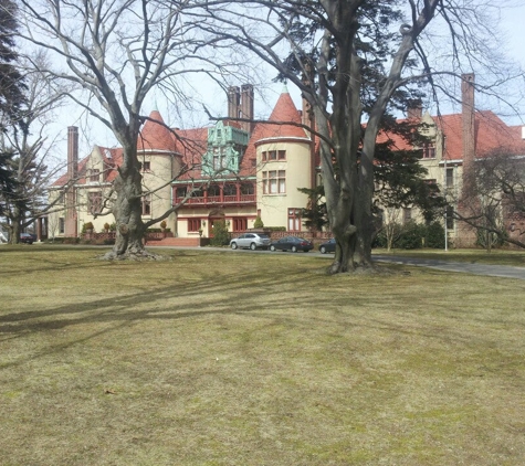 Chateau at Coindre Hall - Huntington, NY