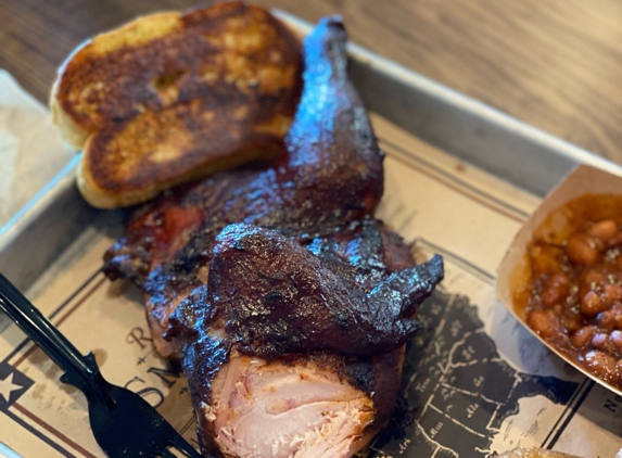 Regal Eagle Smokehouse: Craft Drafts & Barbecue - Lake Buena Vista, FL