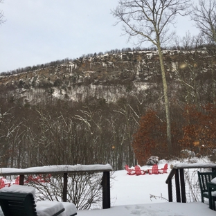 Minnewaska Lodge - Gardiner, NY