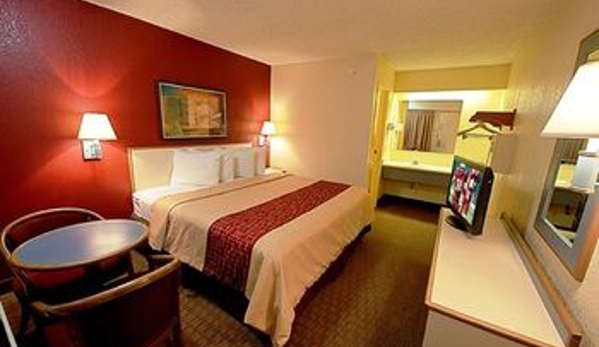 Red Roof Inn - Danville, PA