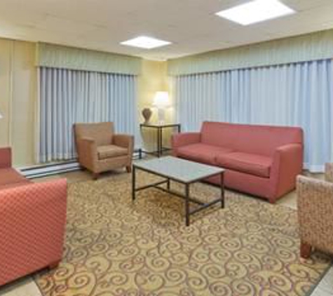 Days Inn by Wyndham Rockford - Rockford, IL