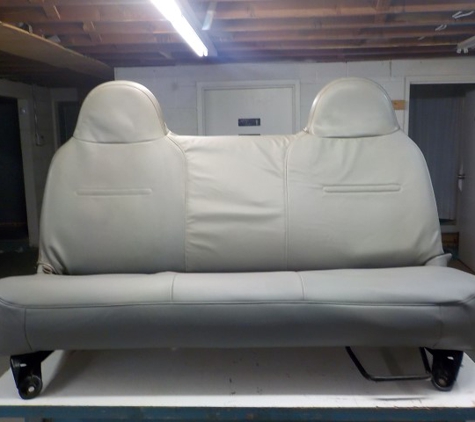 Pro. Truck Seats & Accessories - York, PA. 1999-2010 Ford F-250 through F-750 Super-duty Bench Seat Assem. Rebuilt-5-18-24- price $ 995.00