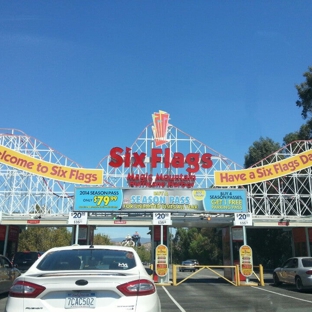 Six Flags Magic Mountain - Valencia, CA