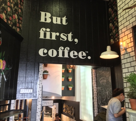 Alfred Coffee - Los Angeles, CA