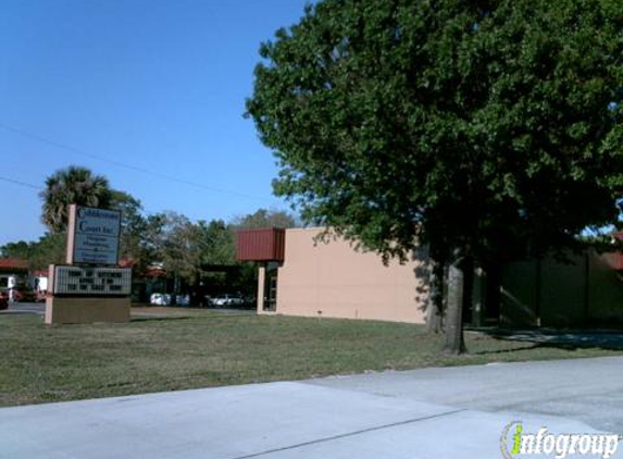 Cobblestone Court Decorat - Clearwater, FL