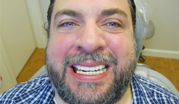 S C Mann DDS - Holtsville, NY