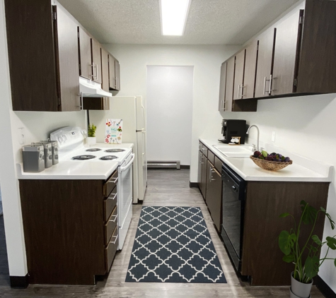 Laurel Park Apartments - Twin Falls, ID