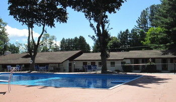 Olympian Village Motel - Diamond Point, NY