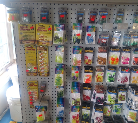 S & S Bait & Tackle - Andrews, IN