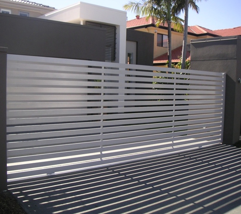 P & D Garage Doors - Taree, NSW. Electric Gates & Doors