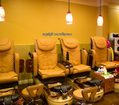 Moon Nails & Spa - Knoxville, TN