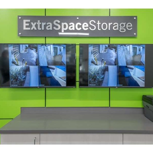 Extra Space Storage - Minneapolis, MN