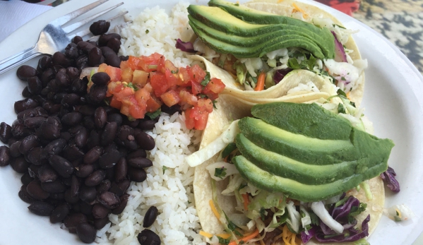 Wahoo's Fish Tacos - Santa Monica, CA