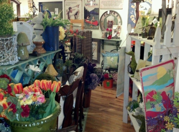 Cornerstone Shop & Gallery - Lake Geneva, WI