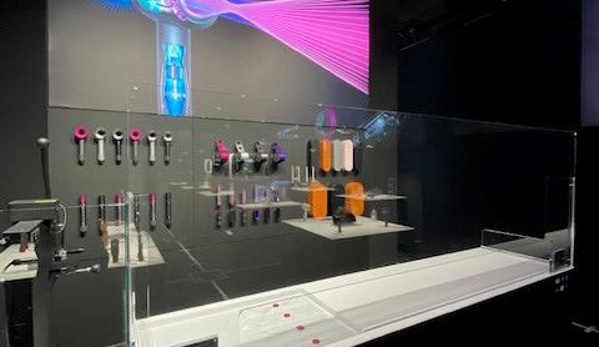 Dyson Demo Store - Santa Clara, CA