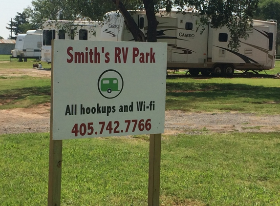 Smith's RV Park - Medford, OK